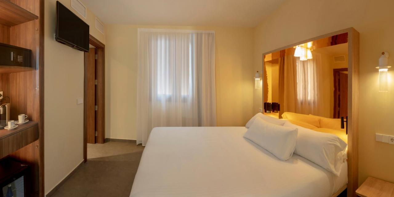 Sh Suite Palace (Adults Only) Βαλένθια Εξωτερικό φωτογραφία